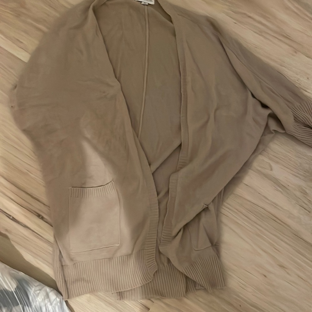 Taupe brown sweater